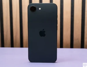 iPhone 16E vs Pixel 9a